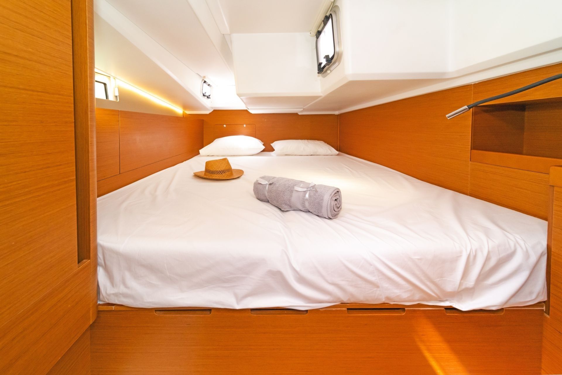Jeanneau Sun Odyssey 490 | Goldfish