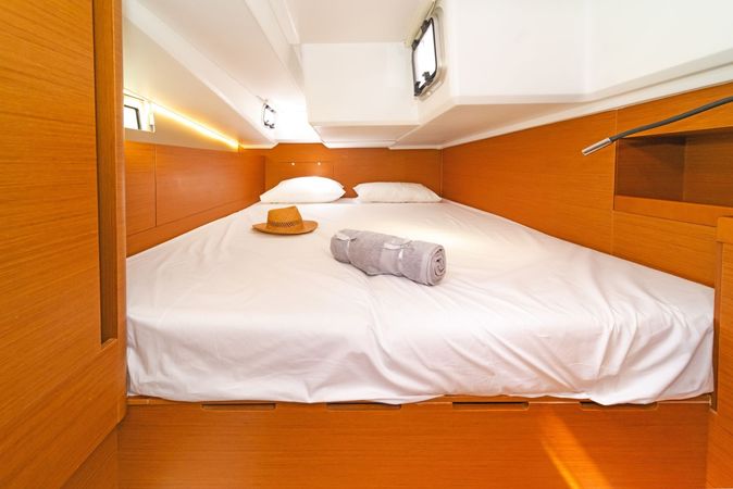 Jeanneau Sun Odyssey 490 | Goldfish