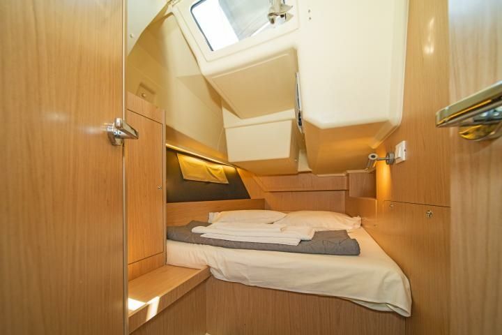 Beneteau Oceanis 41.1 | Lux