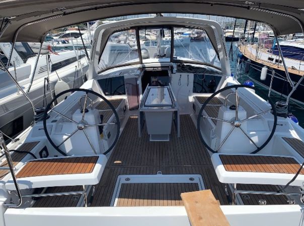 Beneteau Oceanis 41.1 | Iris