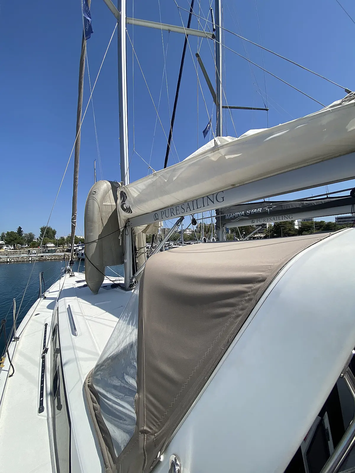 Beneteau Oceanis 41.1 | Iris