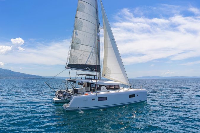 Lagoon 42 | White Pearl
