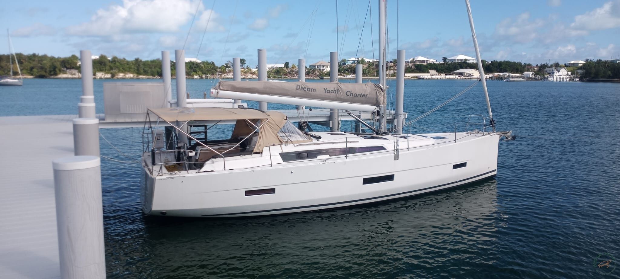 Dufour 430 | Sunny Mango