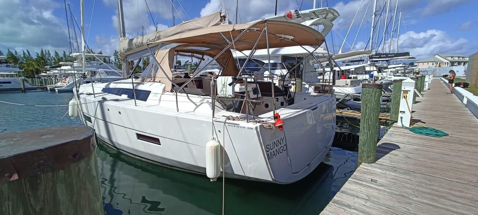 Dufour 430 | Sunny Mango