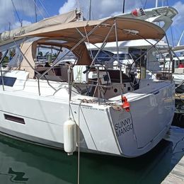 Dufour 430 | Sunny Mango