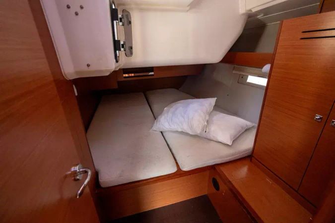 Dufour 430 | Sunny Mango