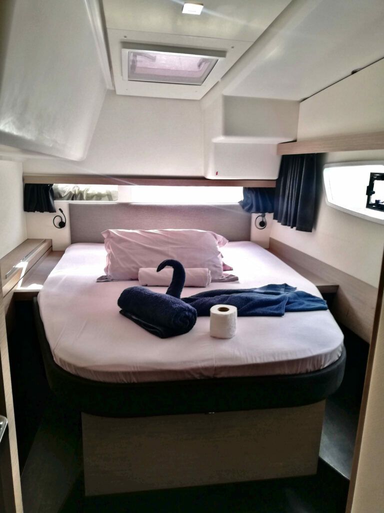 Fountaine Pajot Lucia 40 | Eluchil