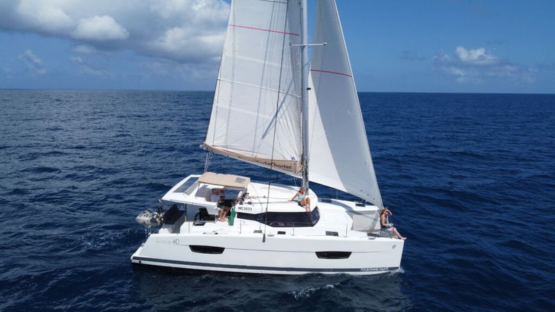 Fountaine Pajot Lucia 40 | Eluchil