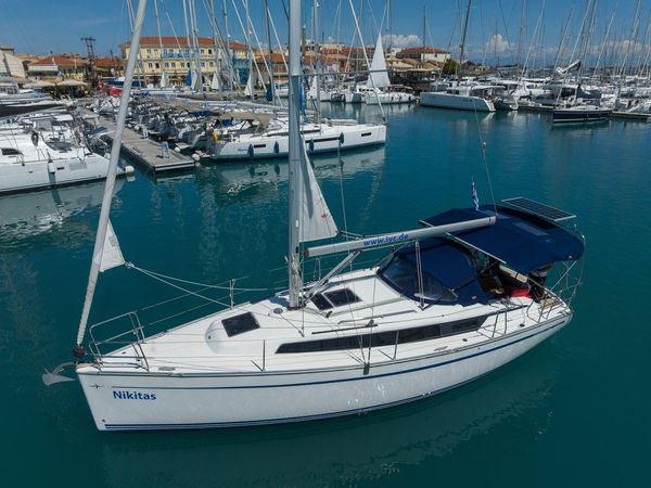 Bavaria Cruiser 34 | Nikitas