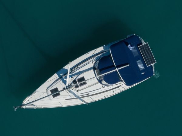 Bavaria Cruiser 34 | Nikitas