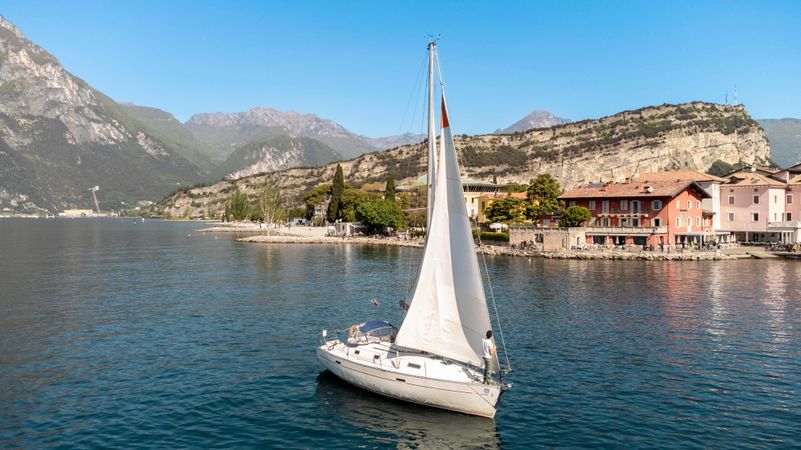 Beneteau Oceanis Clipper 331 | Anton