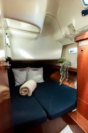 Beneteau Oceanis Clipper 331 | Anton