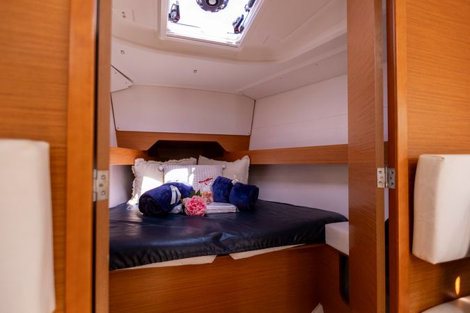 Jeanneau Sun Odyssey 349 | Viola