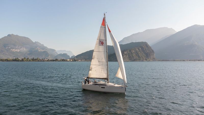Jeanneau Sun Odyssey 349 | Viola