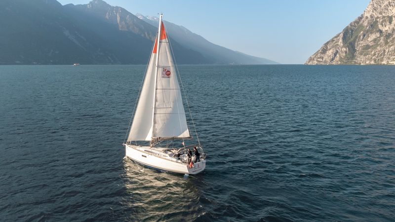 Jeanneau Sun Odyssey 349 | Viola