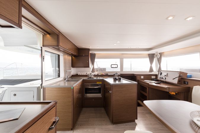 Lagoon 450 F | Myrto