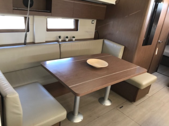 Beneteau Oceanis 51.1 | Bluescape 2