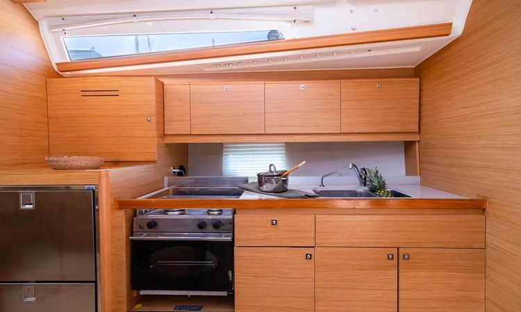 Dufour 390 | Artemis