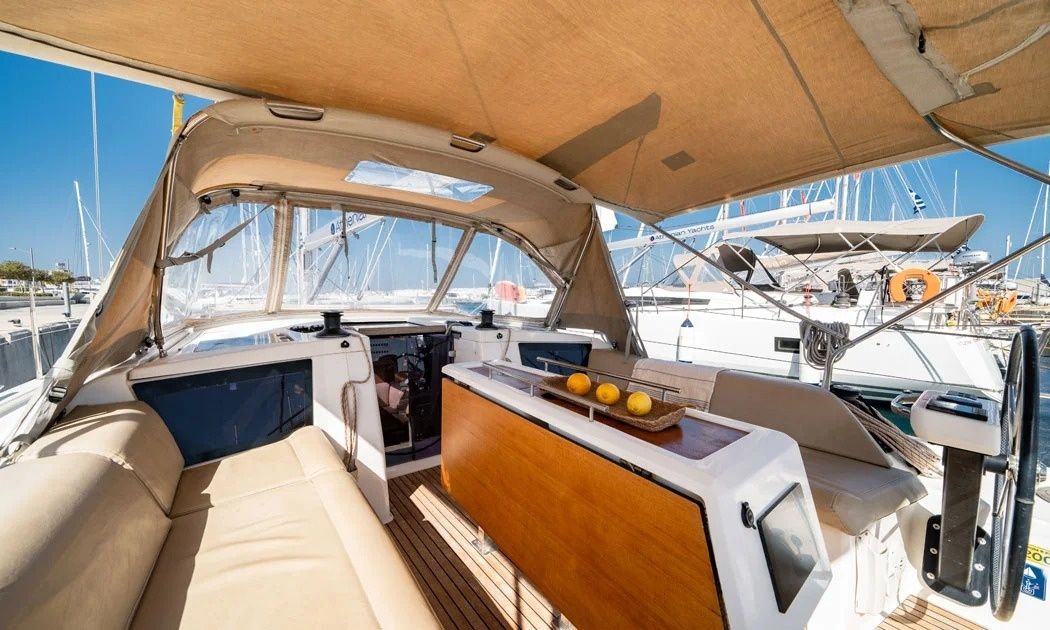 Dufour 390 | Artemis