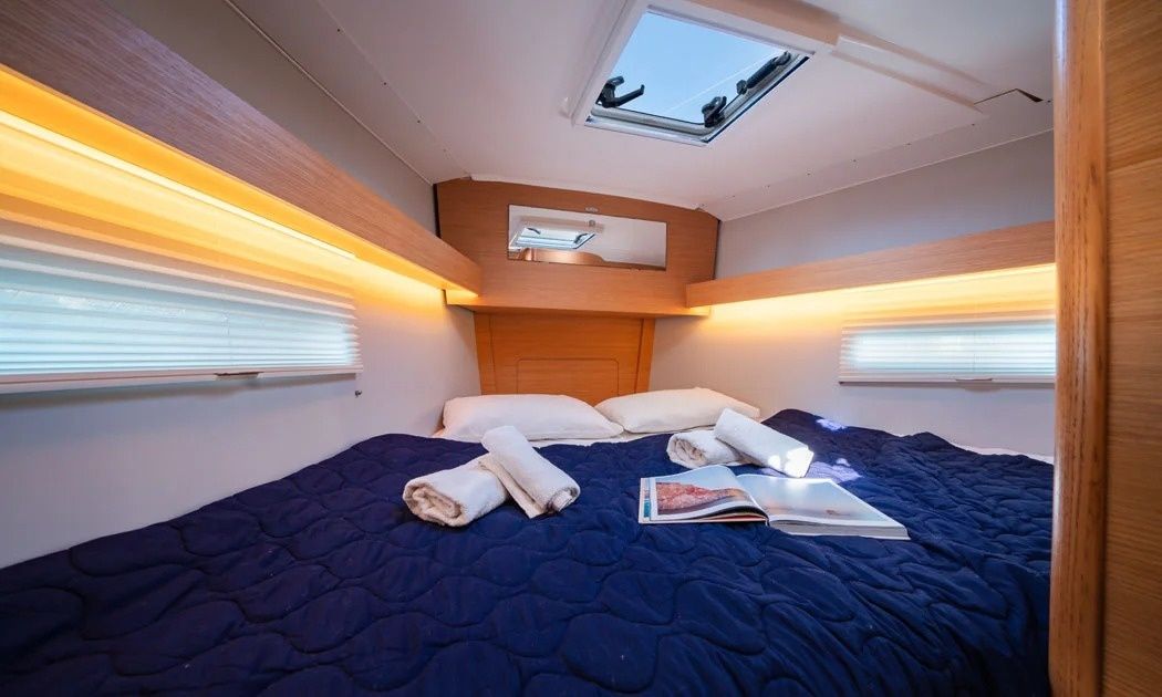 Dufour 390 | Artemis