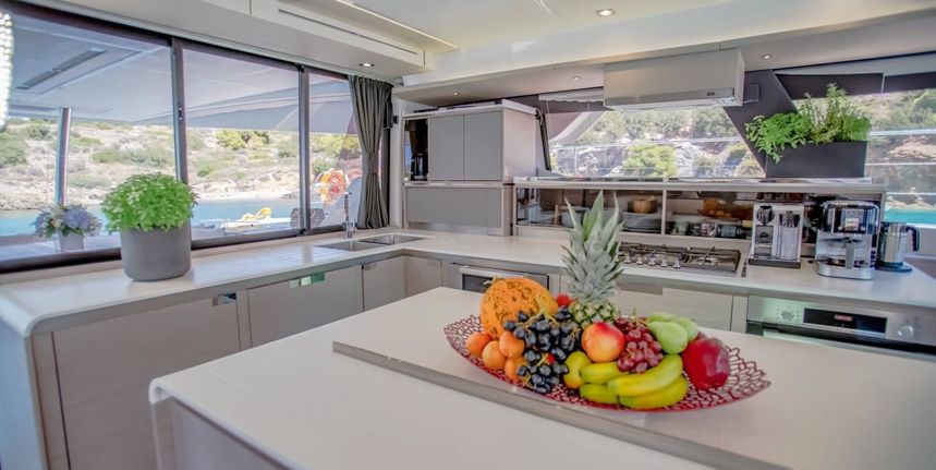 Fountaine Pajot Alegria 67 | Christal Mio