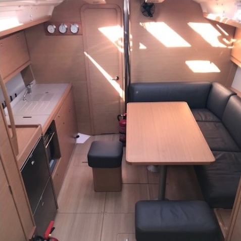 Dufour 390 | Easy Living