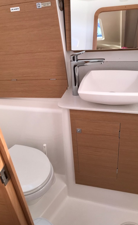 Dufour 390 | Easy Living