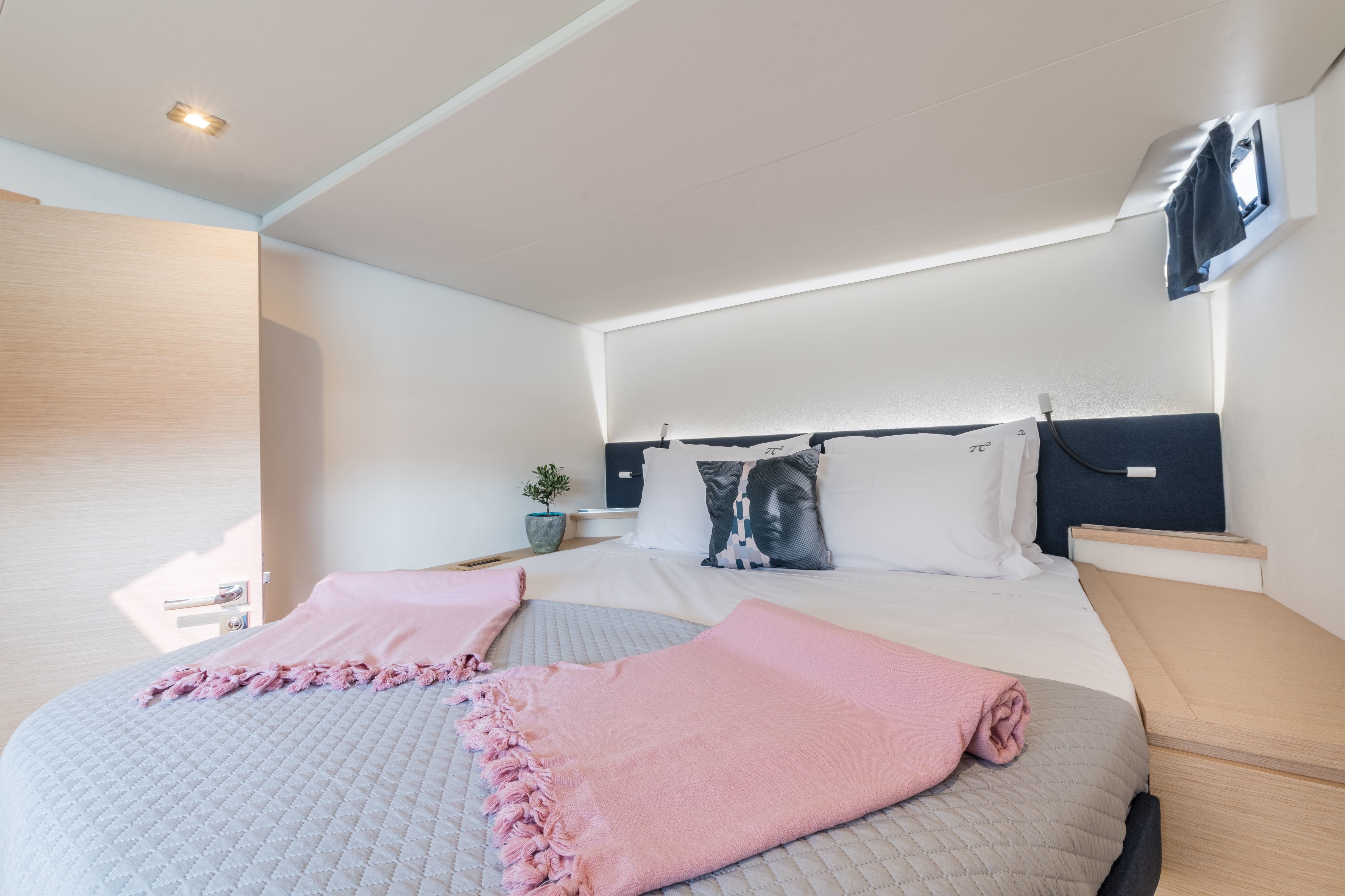 Fountaine Pajot Saba 50 | Pi 2