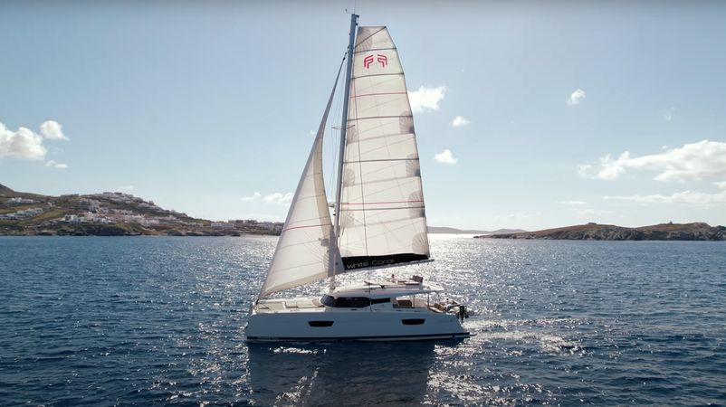 Fountaine Pajot Saona 47 | White Coral