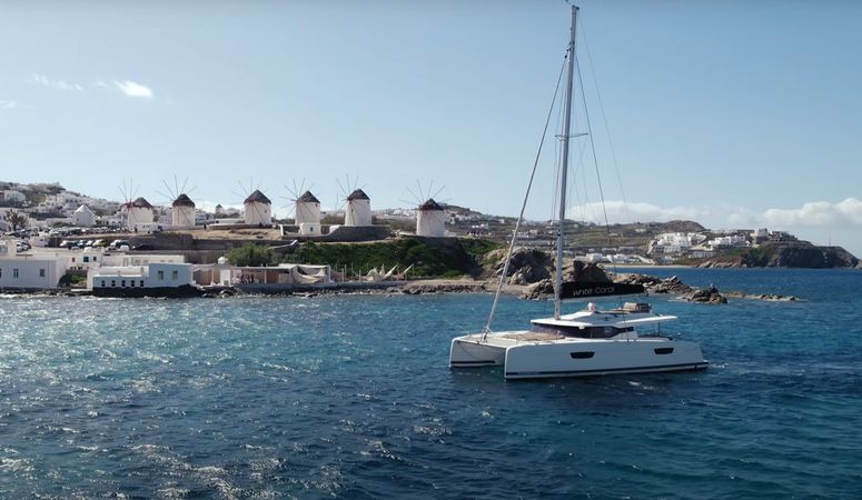 Fountaine Pajot Saona 47 | White Coral