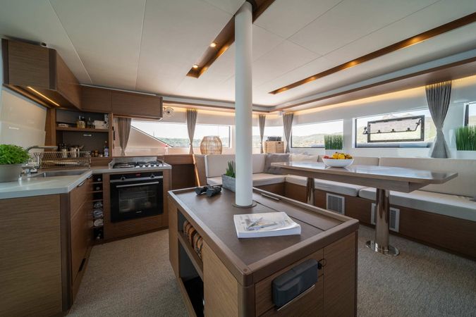 Lagoon 50 | Nomad 2