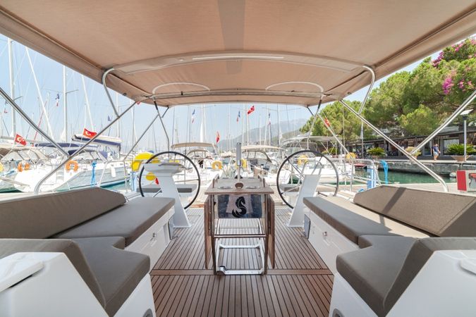 Beneteau Oceanis 46.1 | Sail Delta