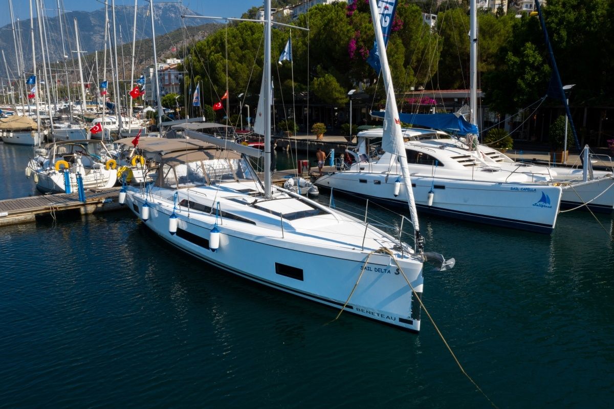 Beneteau Oceanis 46.1 | Sail Delta