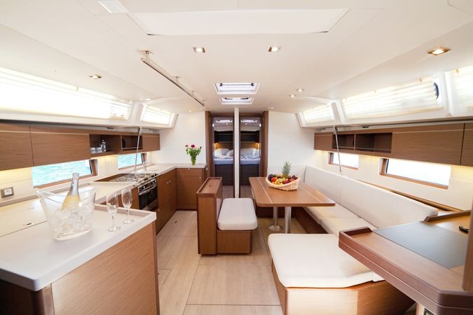 Beneteau Oceanis 46.1 | Sail Delta