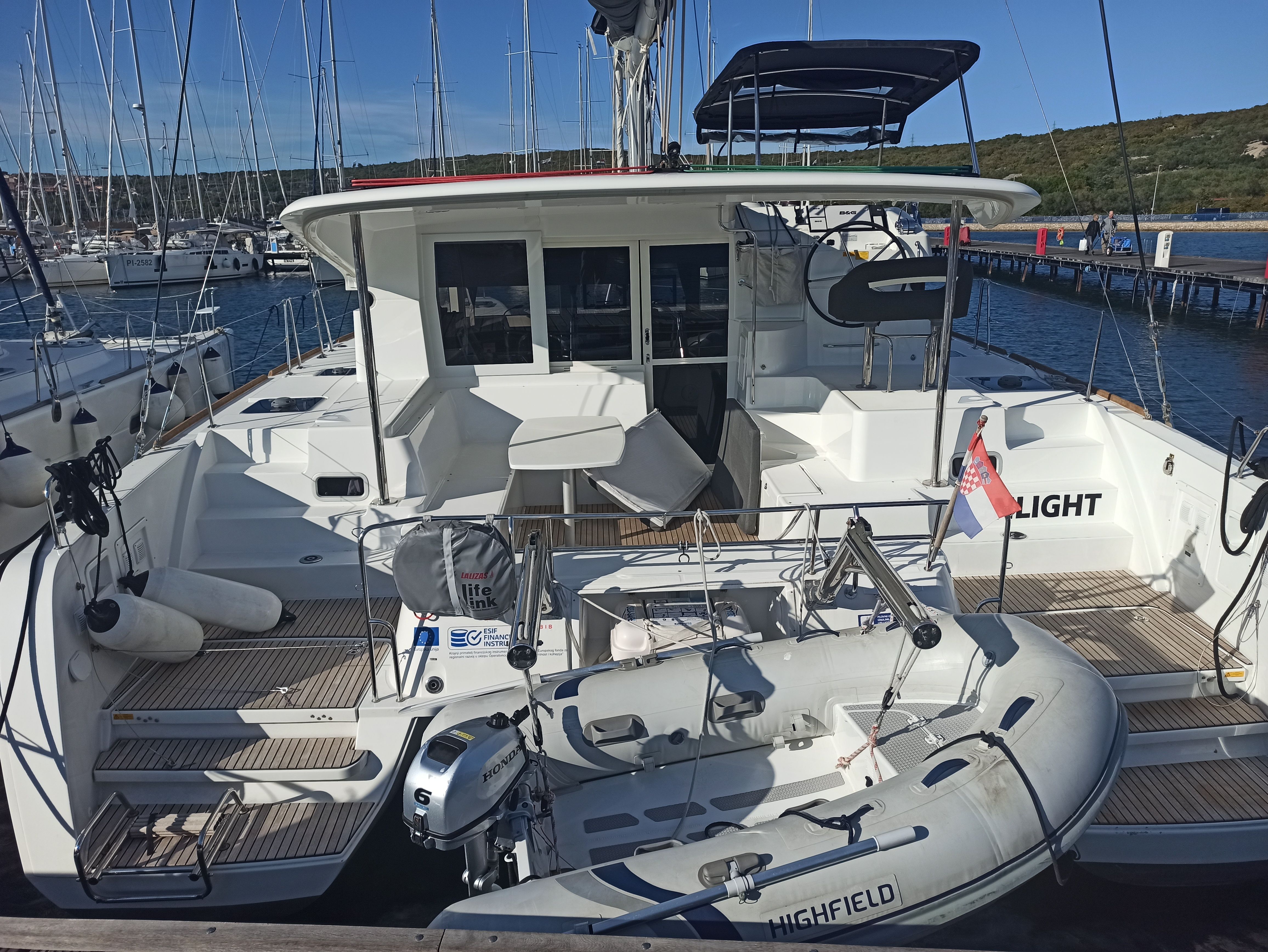 Lagoon 40 | Sunlight