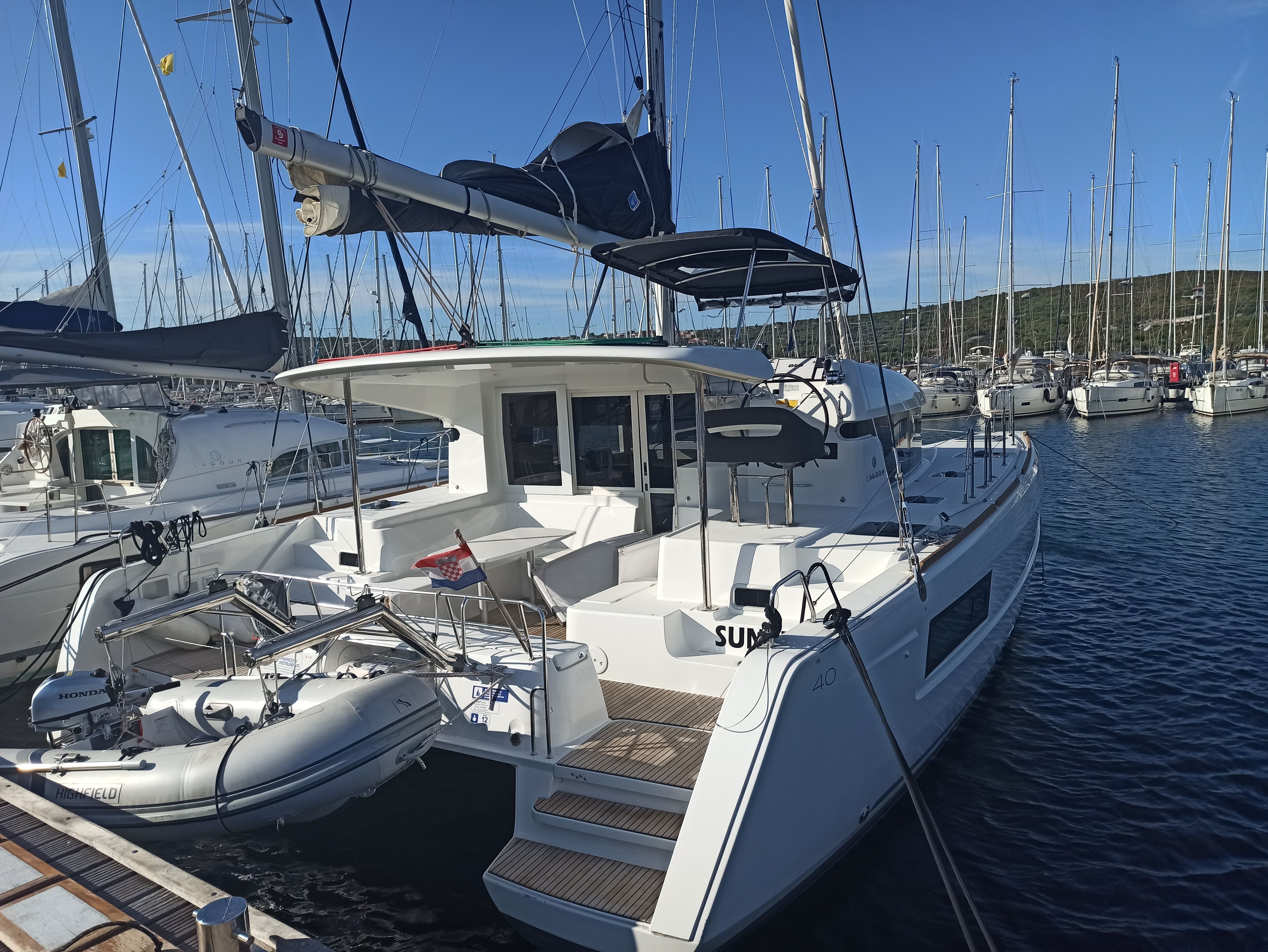 Lagoon 40 | Sunlight