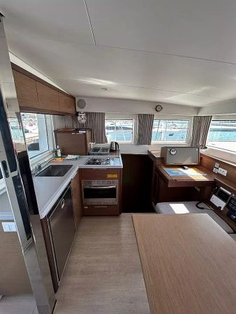 Lagoon 40 | Sunlight