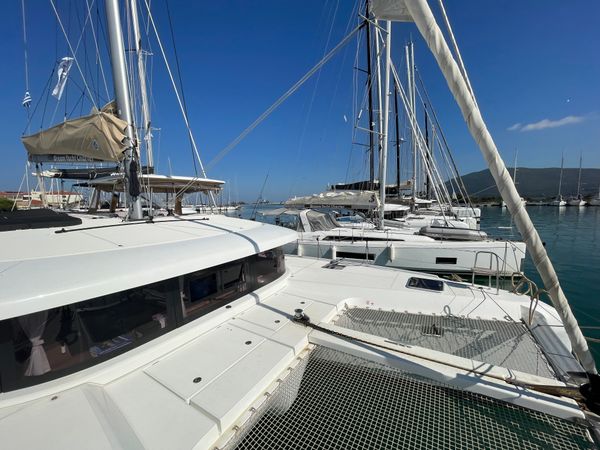 Lagoon 42 | Art Of Liberty