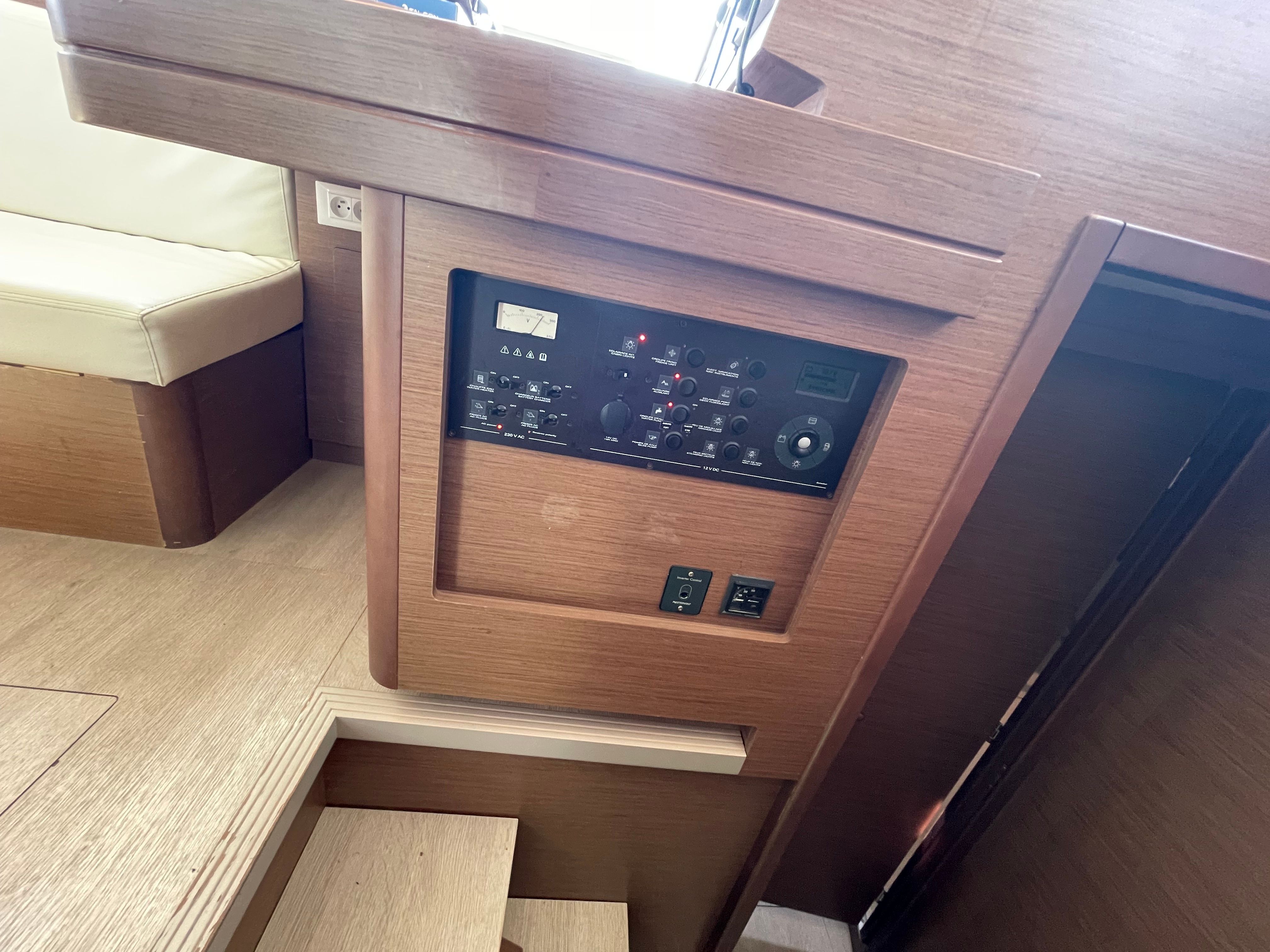 Lagoon 42 | Art Of Liberty