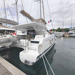 Fountaine Pajot Lucia 40 | Happy Hour