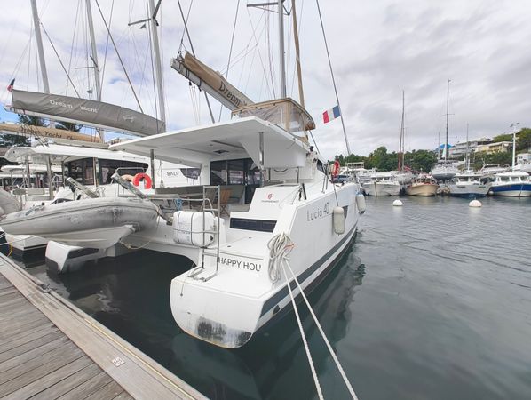 Fountaine Pajot Lucia 40 | Happy Hour