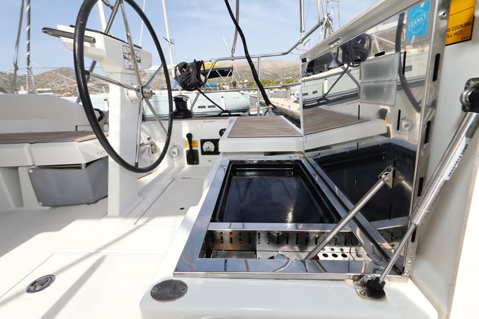 Beneteau Oceanis 46.1 | Air 2