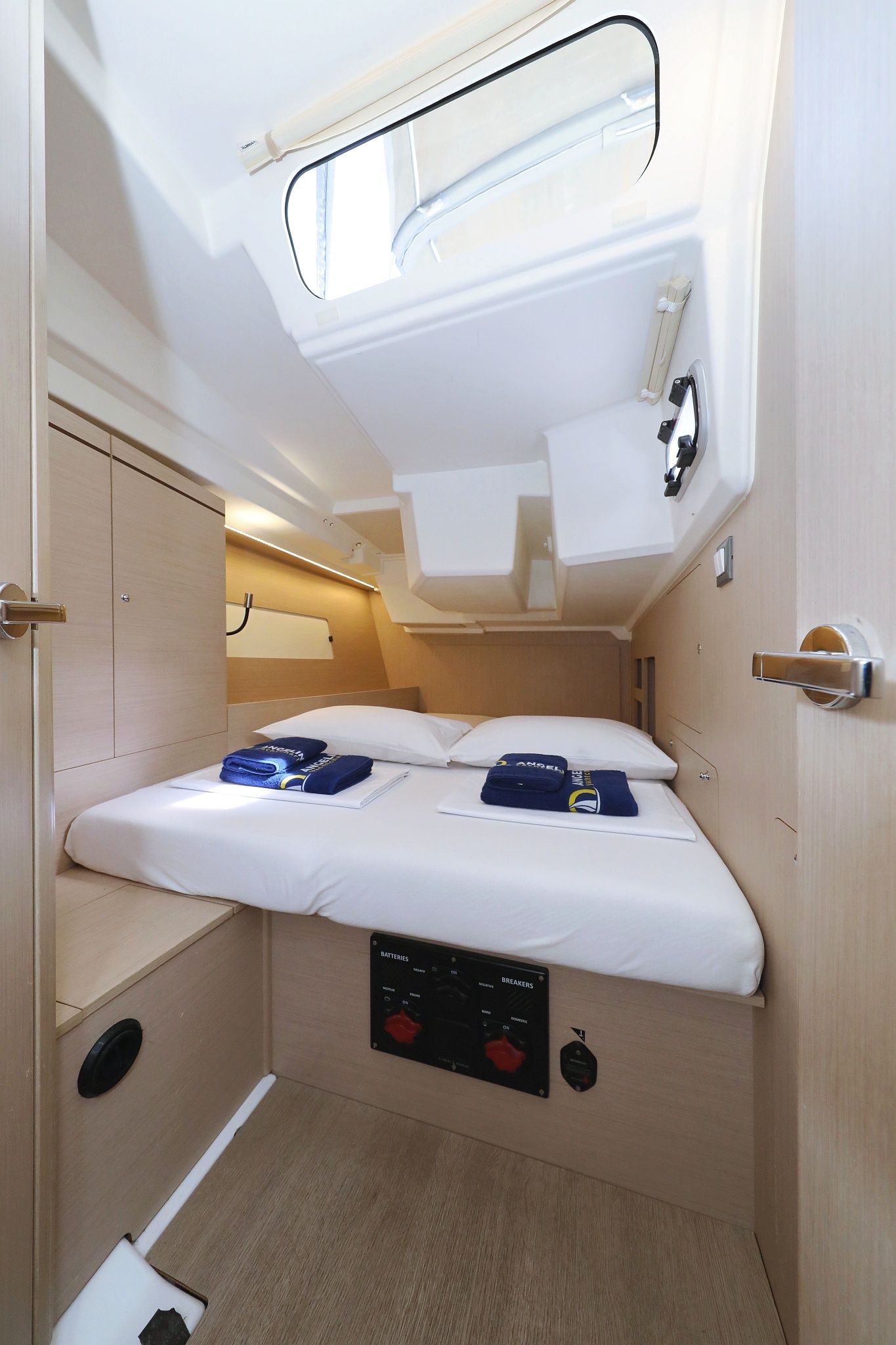 Beneteau Oceanis 46.1 | Air 2