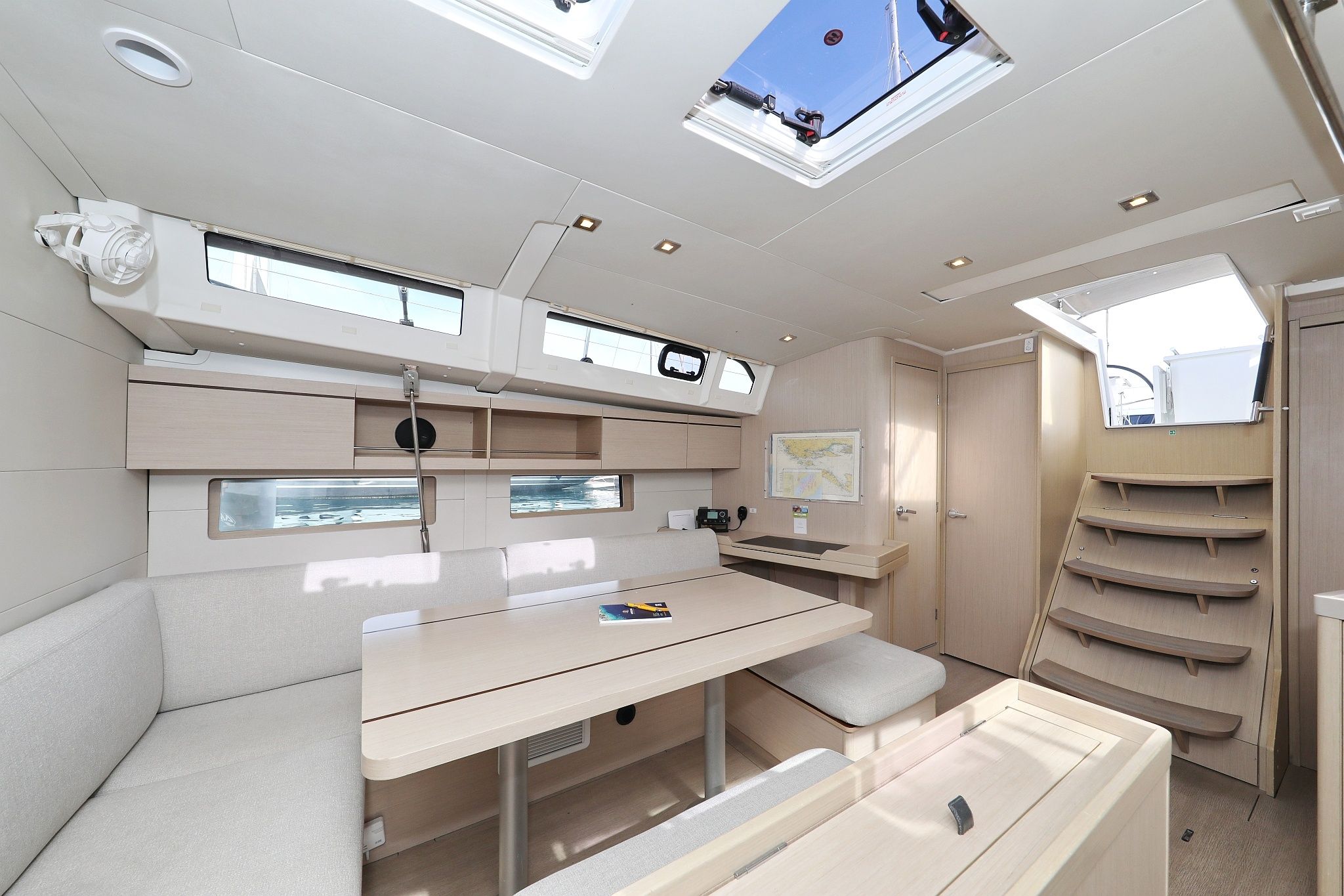 Beneteau Oceanis 46.1 | Air 2