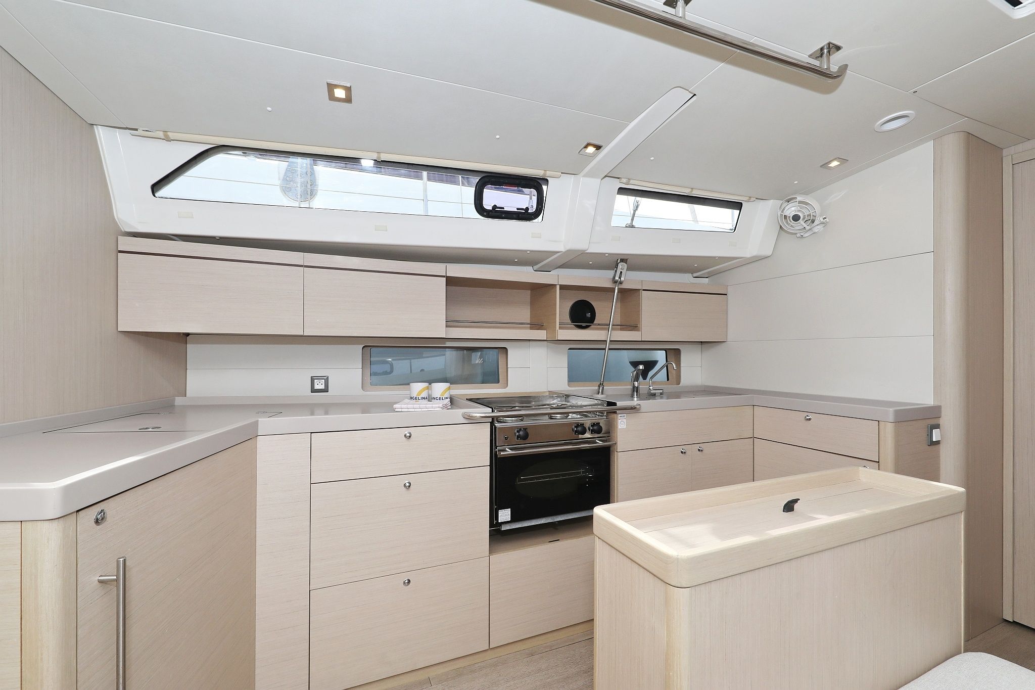 Beneteau Oceanis 46.1 | Air 2