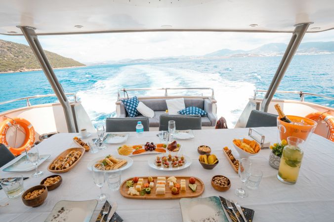 Sanlorenzo 82 | Bona Dea