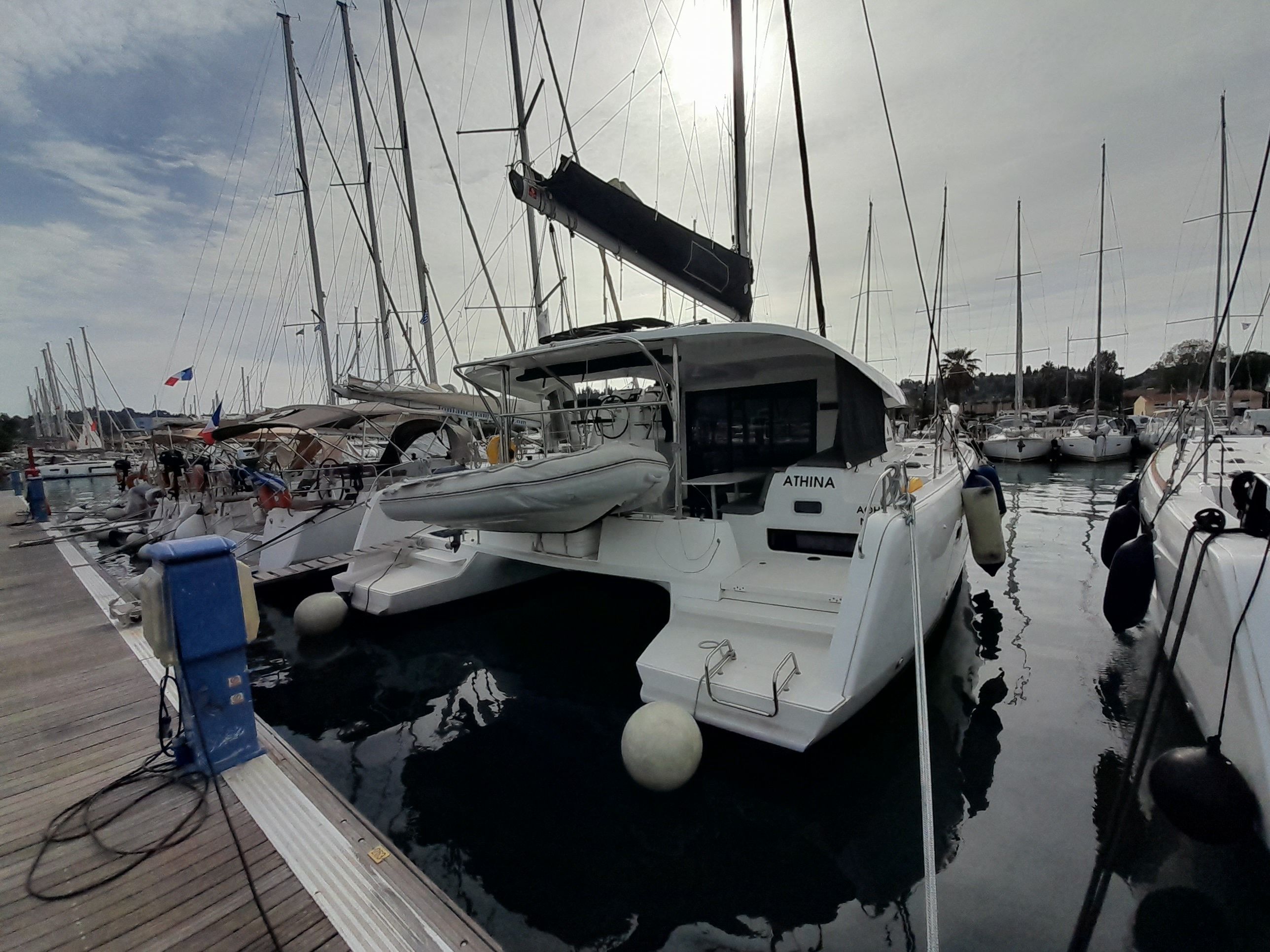 Lagoon 42 | Athina