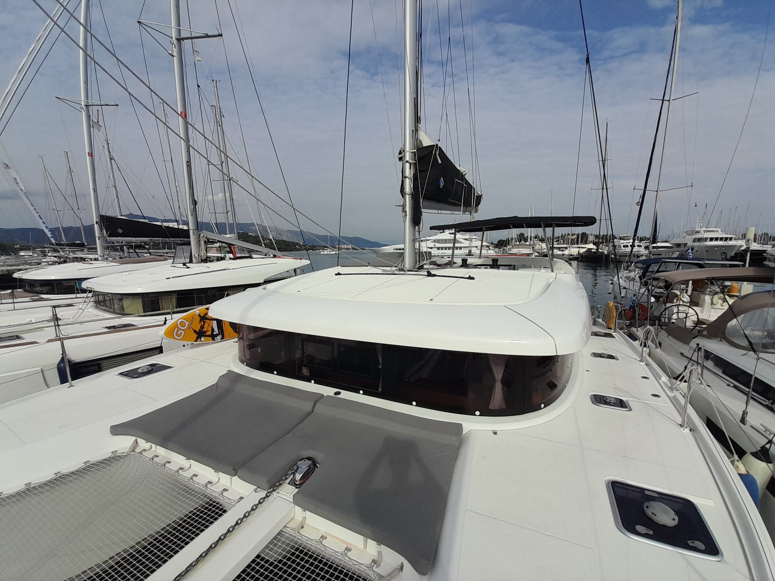 Lagoon 42 | Athina