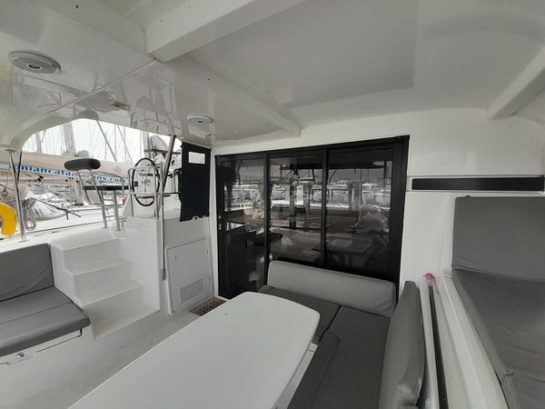 Lagoon 42 | Athina