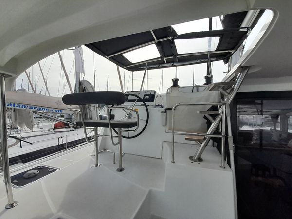 Lagoon 42 | Athina
